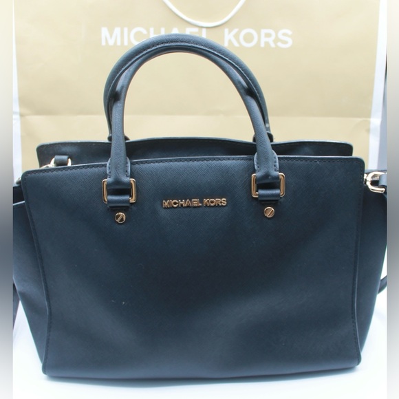 Michael Kors Selma ⭐️ - Picture 3 of 7